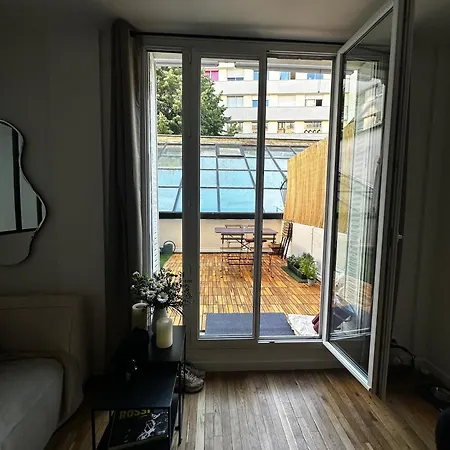 Avec Terrasse Apartment *